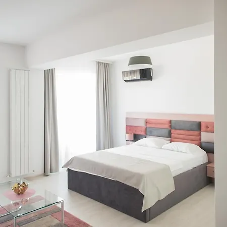 Apartel Helios House